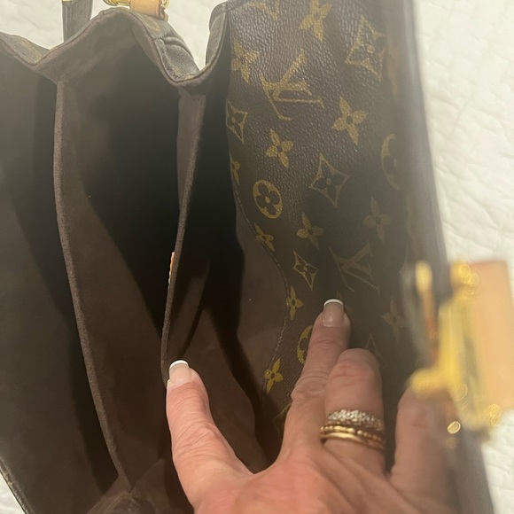 Louis Vuitton Canvas Pochette Metis - Picture 6 of 13